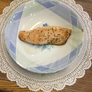 鮭のハーブ焼き♪